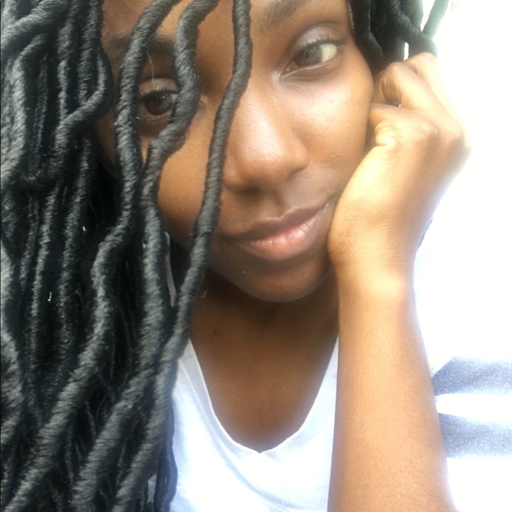 Meet your Posher, Labreshia